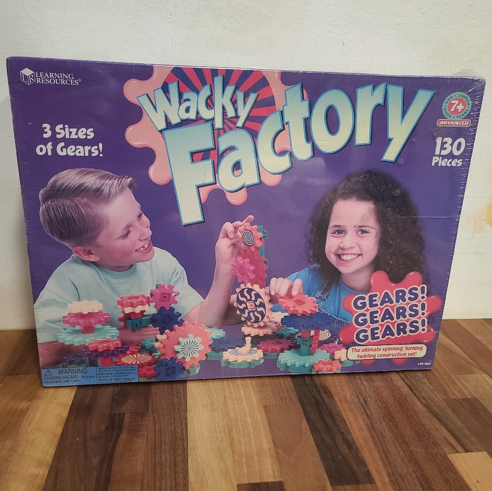 Learning Resources Gears! Gears! Gears! Wacky Factory 130 Piece Building Set